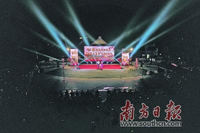 广东新铺非遗“新铺七月半”民俗文化节演绎千年古镇风情