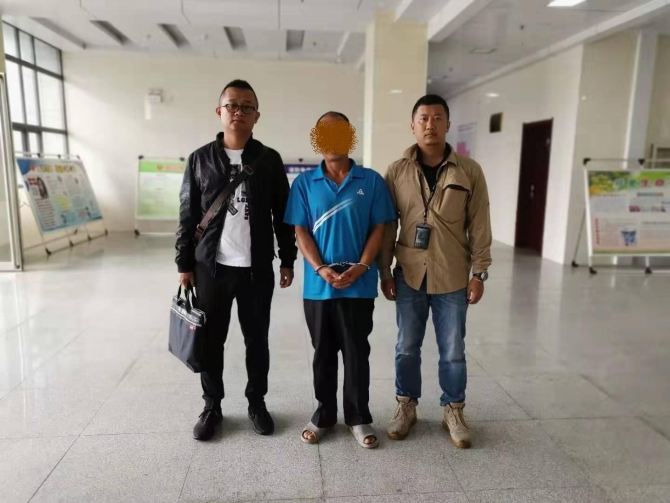 梁某某被勐腊警方抓获归案