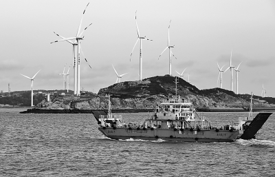 70年历史性跨越:从供给短缺到世界第一能源生产大国 70年历史性跨越:从供给短缺到世界第一能源生产大国