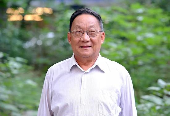 苏晓鲁,73岁,国家税务总局国际税务司原助理巡视员。