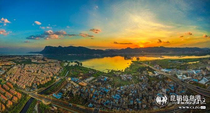 滇池晚霞。郑新强 摄 (1)