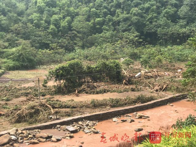 昭通盐津县突发山洪灾害