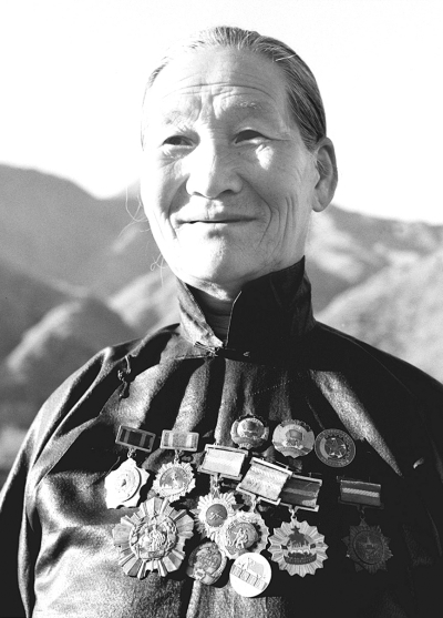 “子弟兵的母亲”戎冠秀 “子弟兵的母亲”戎冠秀