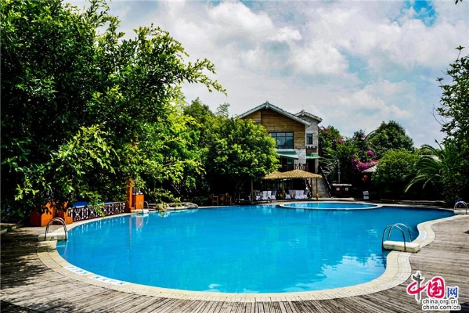 f8f60e5a-56c2-43d5-a456-3d05bacebd4a_batchwm