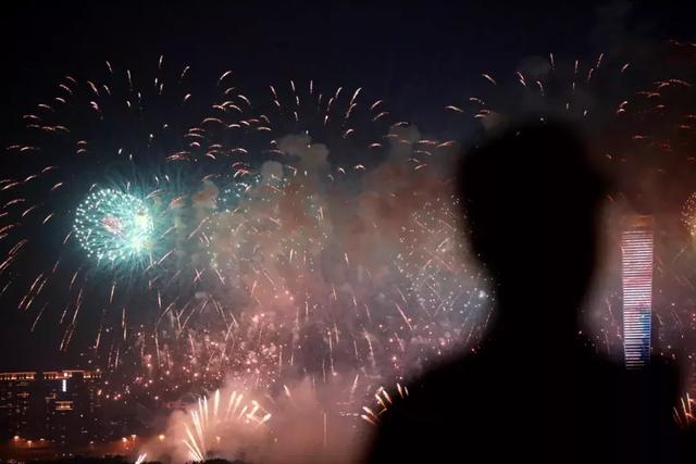 这个国庆,中国军人的身影一直在路上