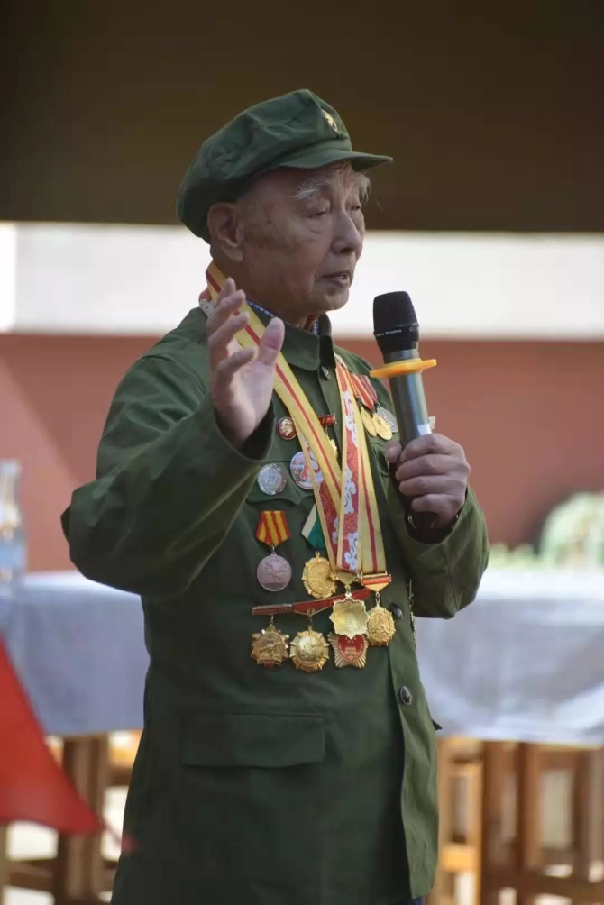 640.webp (7) 640.webp (7)