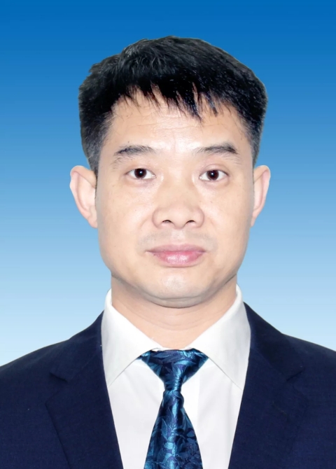 杨东伟.webp 杨东伟.webp