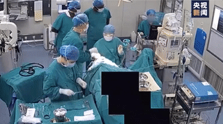 手术中发生地震,监控记录下这样一幕…… 手术中发生地震,监控记录下这样一幕……