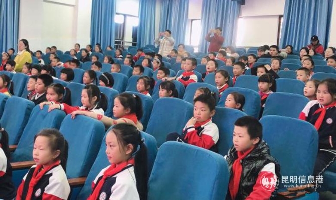 4b850737gy1g9jbjm9uggj20hs0ank5m