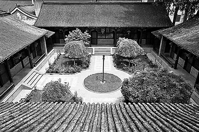 灰与彩的协奏——北京传统建筑的色彩美 灰与彩的协奏——北京传统建筑的色彩美