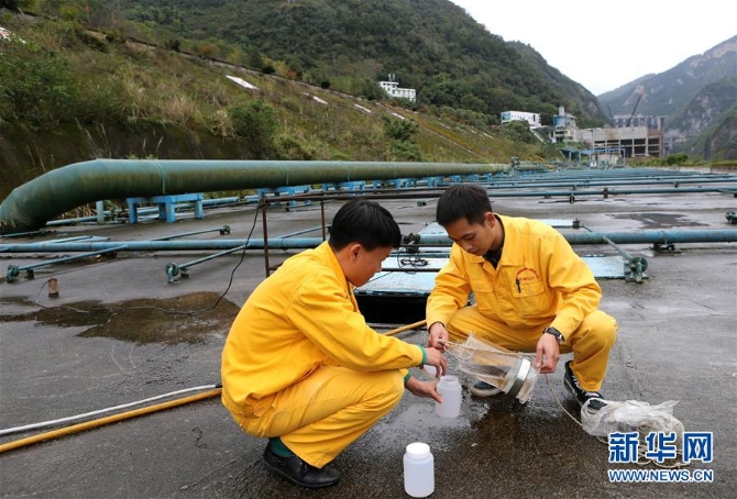 (新华全媒头条·图文互动)(6)新华社评论员:为夺取全面建成小康社会伟大胜利而奋斗——一论贯彻落实中央经济工作会议精神