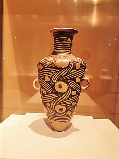 红黑白铸就绵延五千五百年的彩陶世界 红黑白铸就绵延五千五百年的彩陶世界