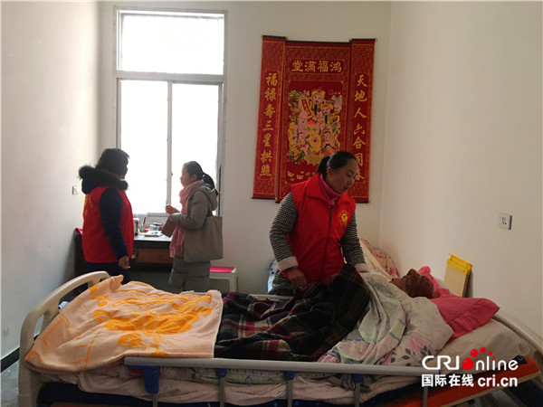 【新春走基层】“搬得出 稳得住 能致富” 搬迁群众过上新生活