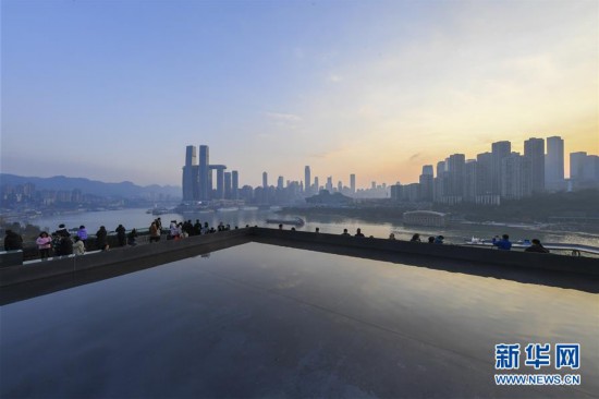 (新华视界)(2)山水之城分外美