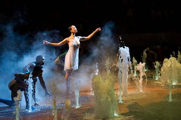 金鼠贺岁囍临门 三代同堂游澳门 金鼠贺岁囍临门 三代同堂游澳门