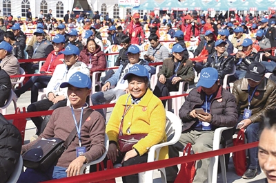 搬出穷窝窝 点亮家园梦