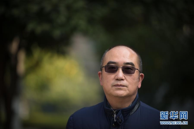 (新华全媒头条·聚焦疫情防控·图文互动)(4)拼渐冻生命 与疫魔竞速——记疫情“风暴眼”中武汉金银潭医院院长张定宇