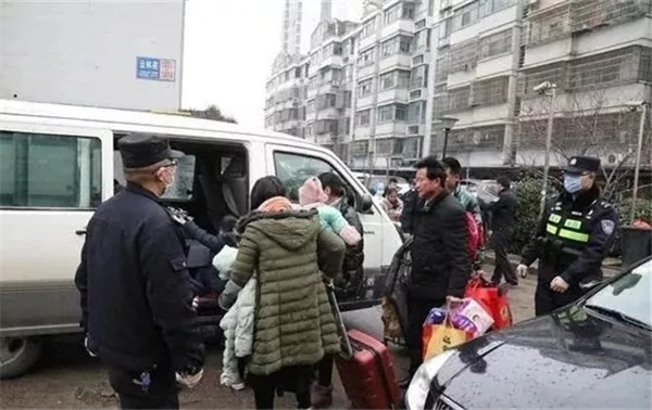 隔离.webp 隔离.webp