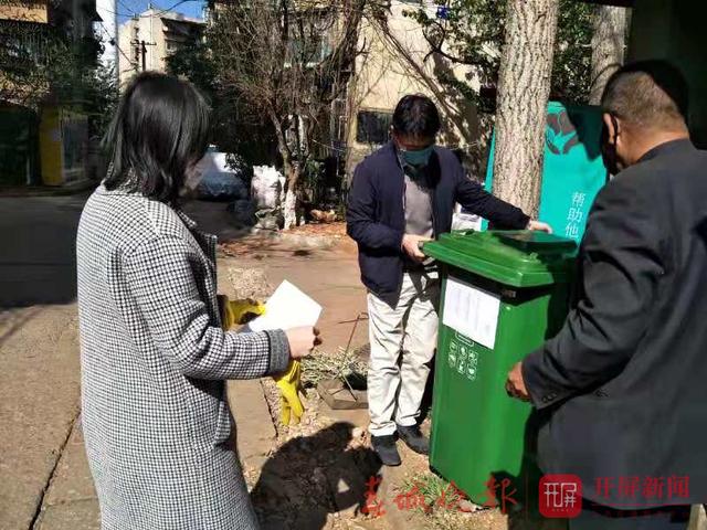 五华区有小区设置废弃口罩专用回收桶