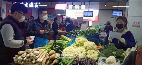 每天不到15000步就在偷懒！杭州这群人互相比步数的背后，是个暖心的故事