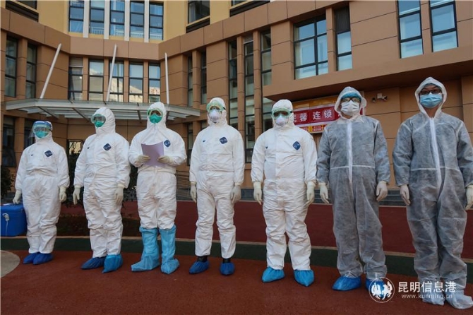 嵩明疾控抗疫工作场景 (1) 嵩明疾控抗疫工作场景 (1)