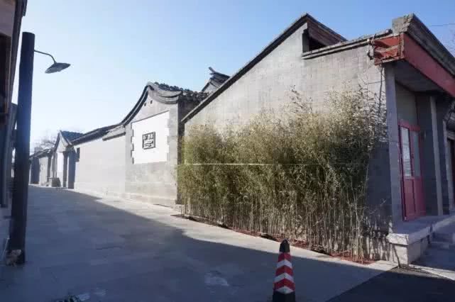 0 (1).jpg