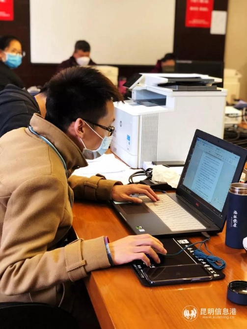 专班一组组员段嘉玮 专班一组组员段嘉玮