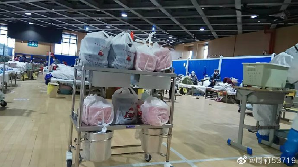 战“疫”有温情!医护人员收到这些暖心小纸条