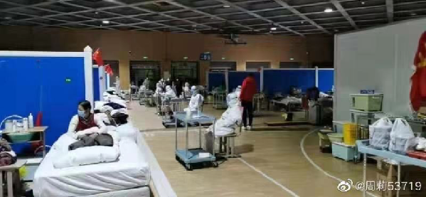 战“疫”有温情!医护人员收到这些暖心小纸条