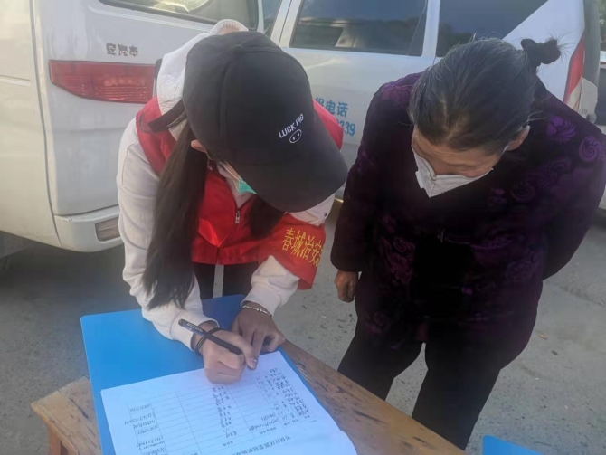 薪火相传,父女同战“疫” (7) 薪火相传,父女同战“疫” (7)