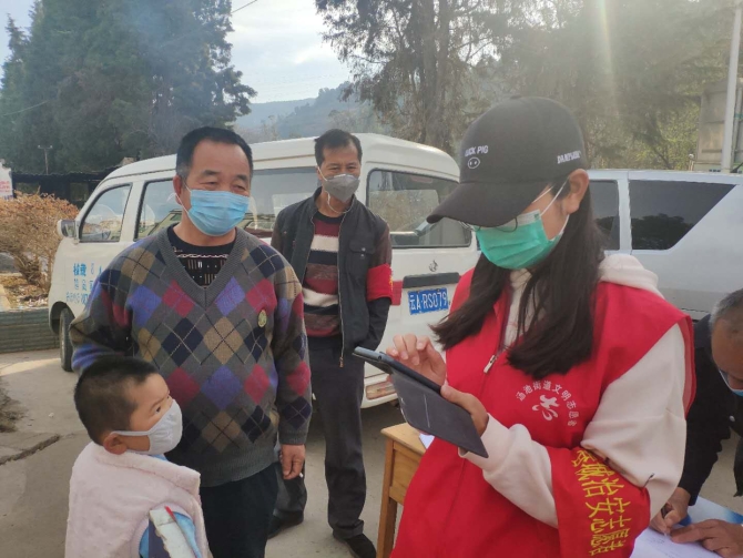 薪火相传,父女同战“疫” (10) 薪火相传,父女同战“疫” (10)