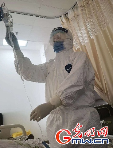 一线医护日记（30）“呼吸康复操得到了患者的好评！”