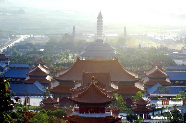 大理崇圣寺三塔公园