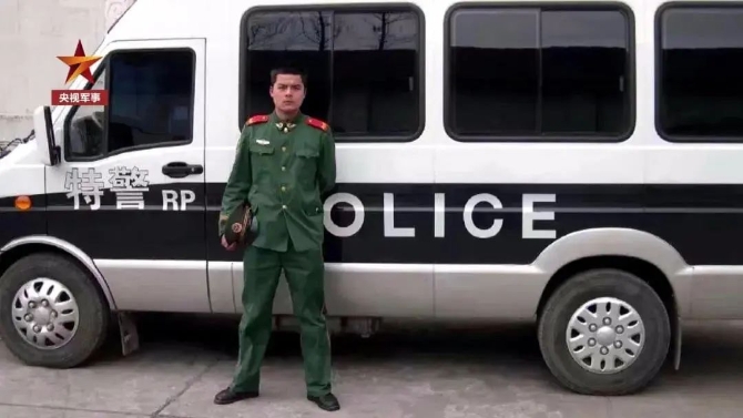 送你出征，接你回家！这些老兵的身影令人肃然起敬