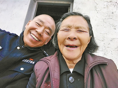 你的亲人就是我的亲人!烈士的遗愿他们完成了