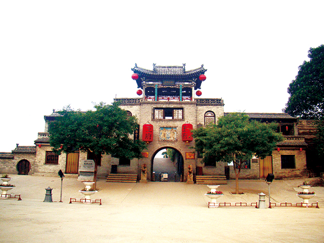 【“疫”后花开 迈向诗和远方】来王家大院 体验晋商文化