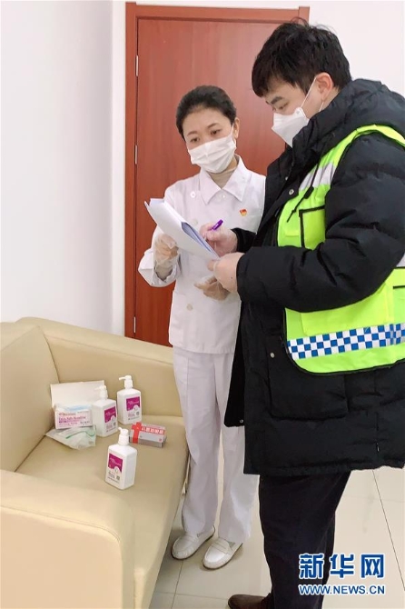 (一线抗疫群英谱·图文互动)(1)哺乳期妈妈“千里逆行”战“疫”