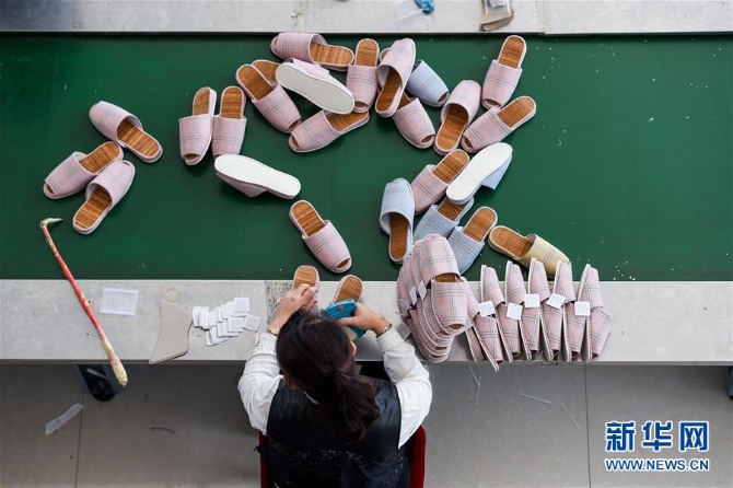 (新华全媒头条·图文互动)(5)内蒙古贫困旗县全部“摘帽”