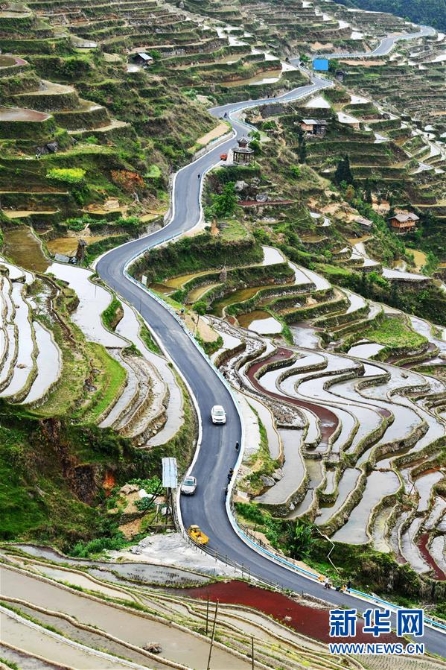 (在习近平新时代中国特色社会主义思想指引下——新时代新作为新篇章·习近平总书记关切事·图文互动)(9)啃下最后的硬骨头——脱贫攻坚挂牌督战进行时