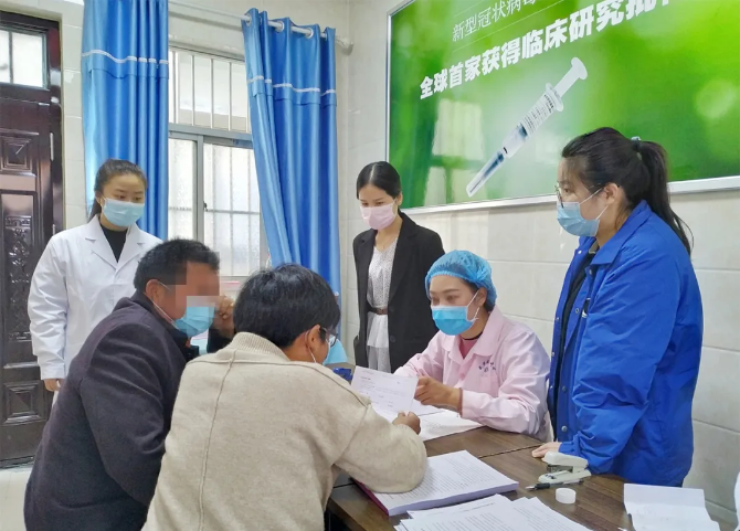 f44d305ea0d8200d27330b