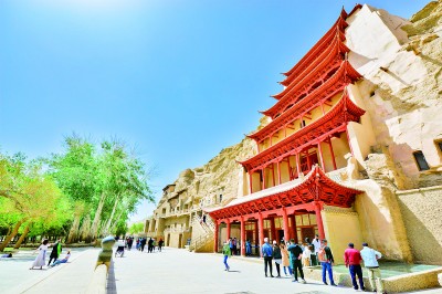 莫高窟恢复对外开放 莫高窟恢复对外开放