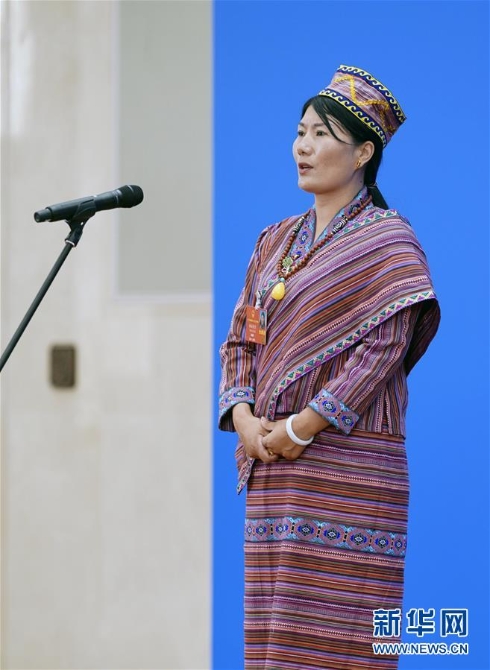 (新华全媒头条·两会特别报道·图文互动)(6)凝聚起决战决胜的人民伟力——2020年全国两会巡礼