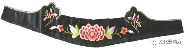 用《五彩云霞》解析《红楼梦》中的人物服饰 用《五彩云霞》解析《红楼梦》中的人物服饰