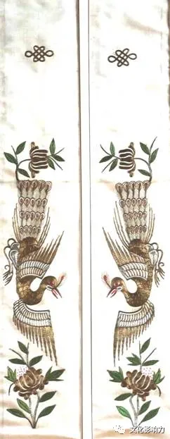 用《五彩云霞》解析《红楼梦》中的人物服饰 用《五彩云霞》解析《红楼梦》中的人物服饰