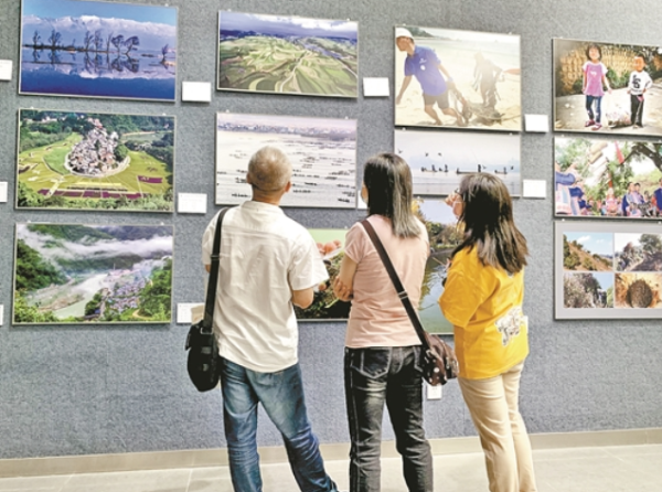 00301789597_9c37e806 00301789597_9c37e806