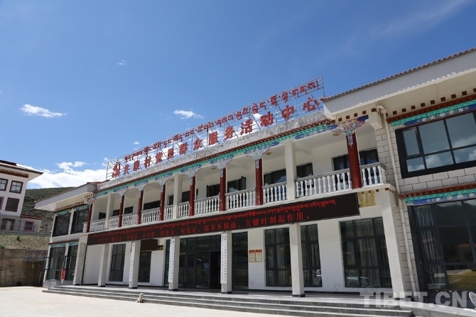 a_455589874674692096