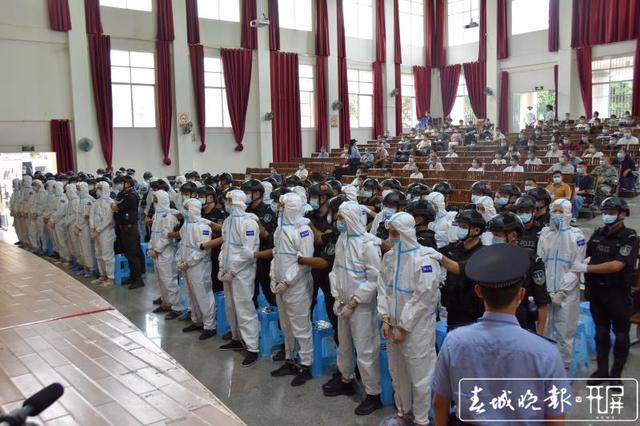 跨境诱赌、勒索赎金、致6人死亡！臧鹏鹏、张文博等46人涉黑案公开宣判 (5).jpg