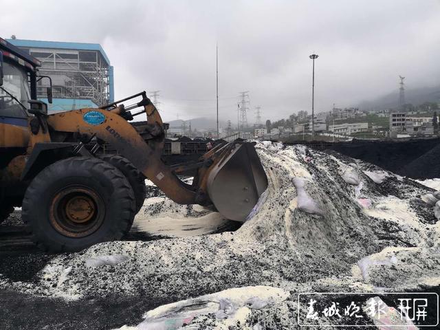 云南镇雄：严厉打击食品违法行为，保障群众‘舌尖上的安全’