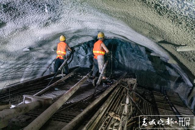 3850米！大瑞铁路最长斜井顺利完工