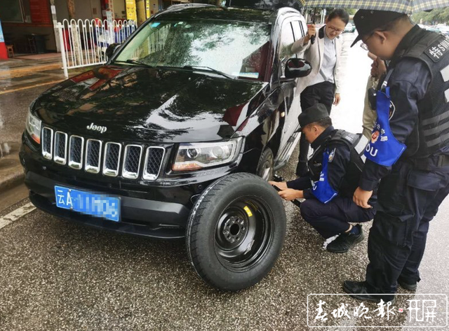 雨中百态 (1)_副本.png